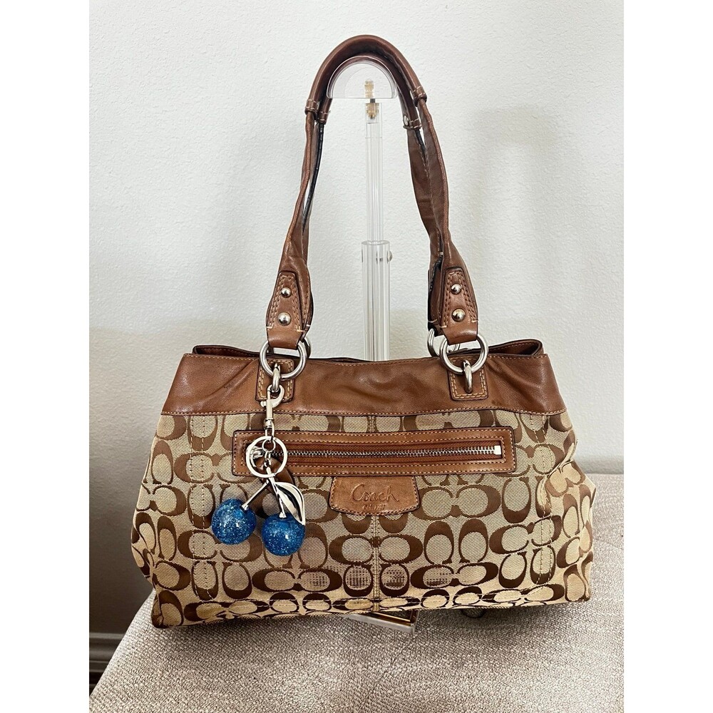 Coach Penelope Signature C Shoulder Bag
